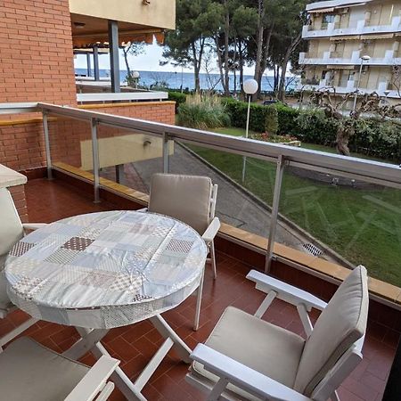 Jacob Apartament - Mas D'En Gran กัมบริลส์ ภายนอก รูปภาพ