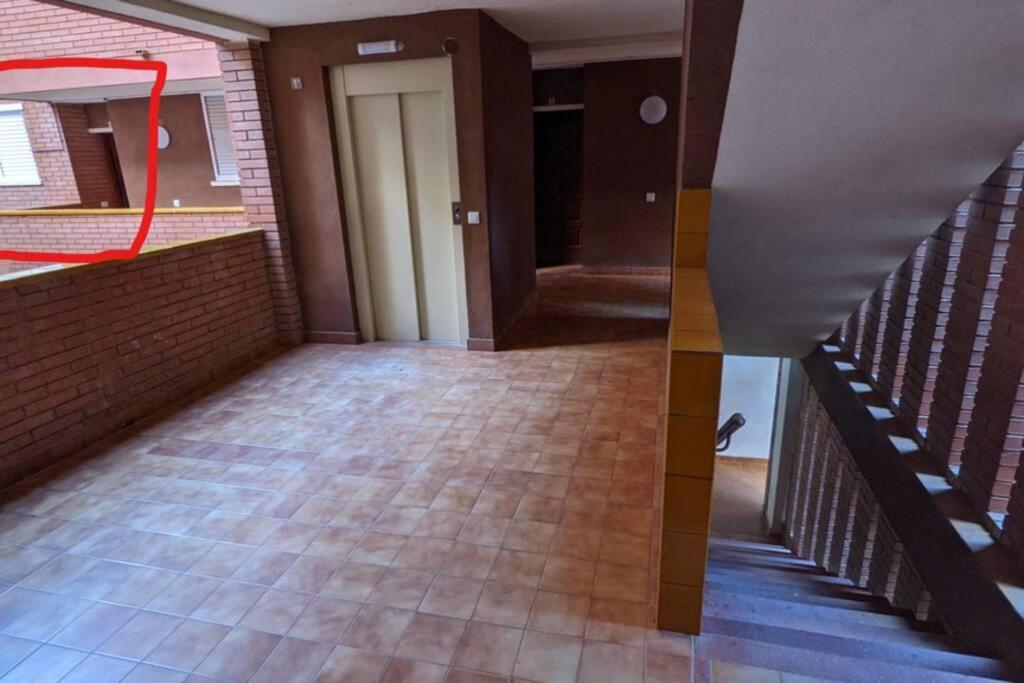 Jacob Apartament - Mas D'En Gran กัมบริลส์ ภายนอก รูปภาพ