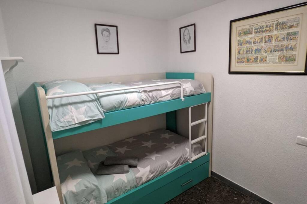 Jacob Apartament - Mas D'En Gran กัมบริลส์ ภายนอก รูปภาพ
