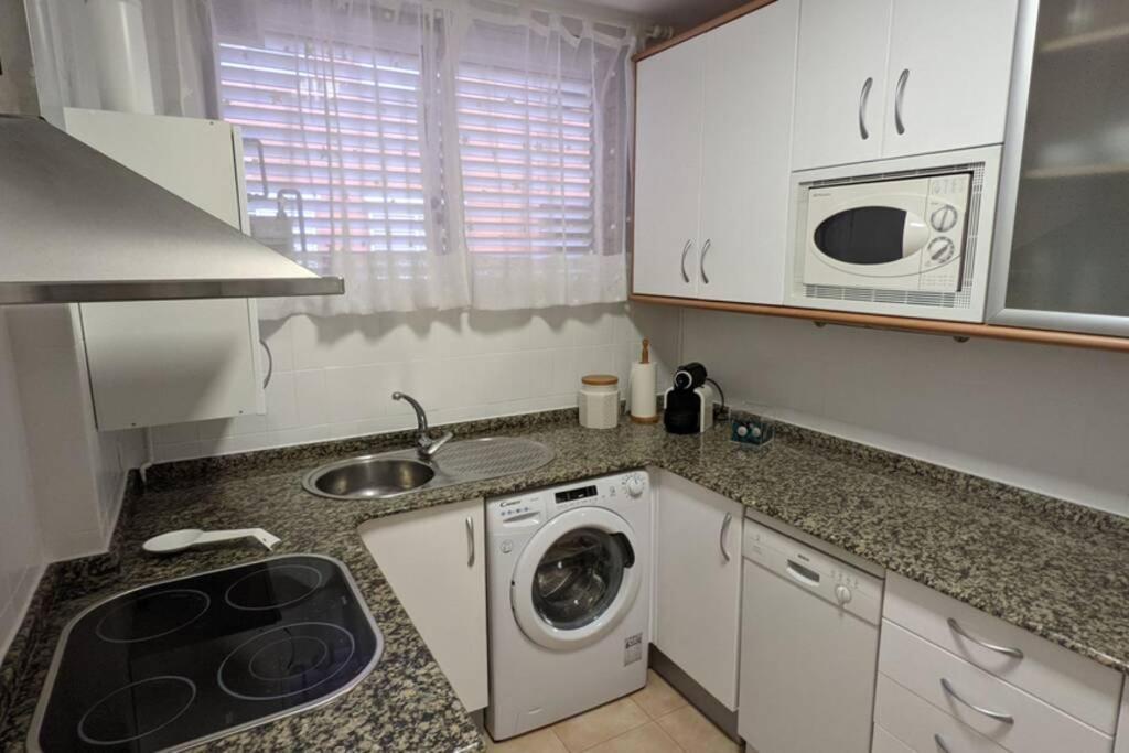 Jacob Apartament - Mas D'En Gran กัมบริลส์ ภายนอก รูปภาพ