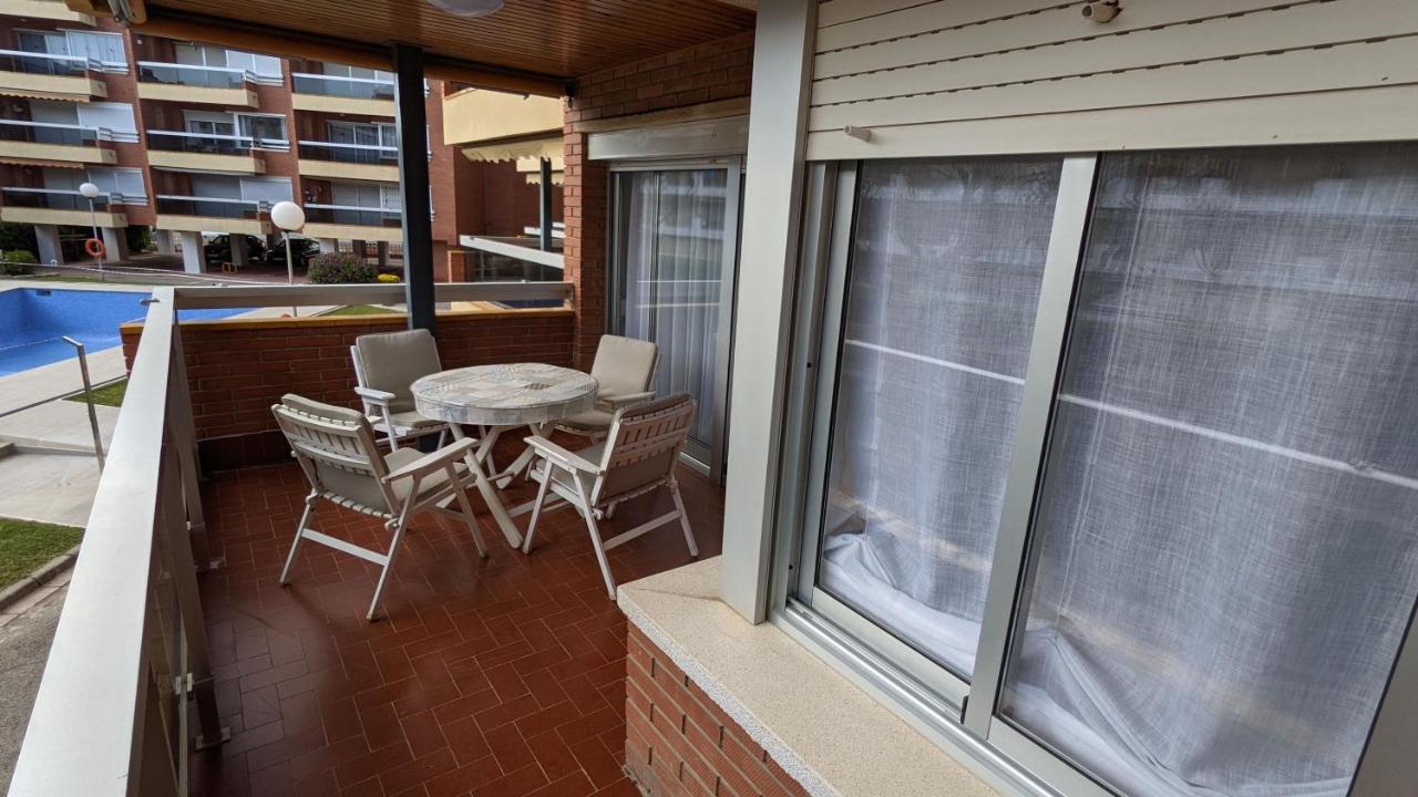 Jacob Apartament - Mas D'En Gran กัมบริลส์ ภายนอก รูปภาพ